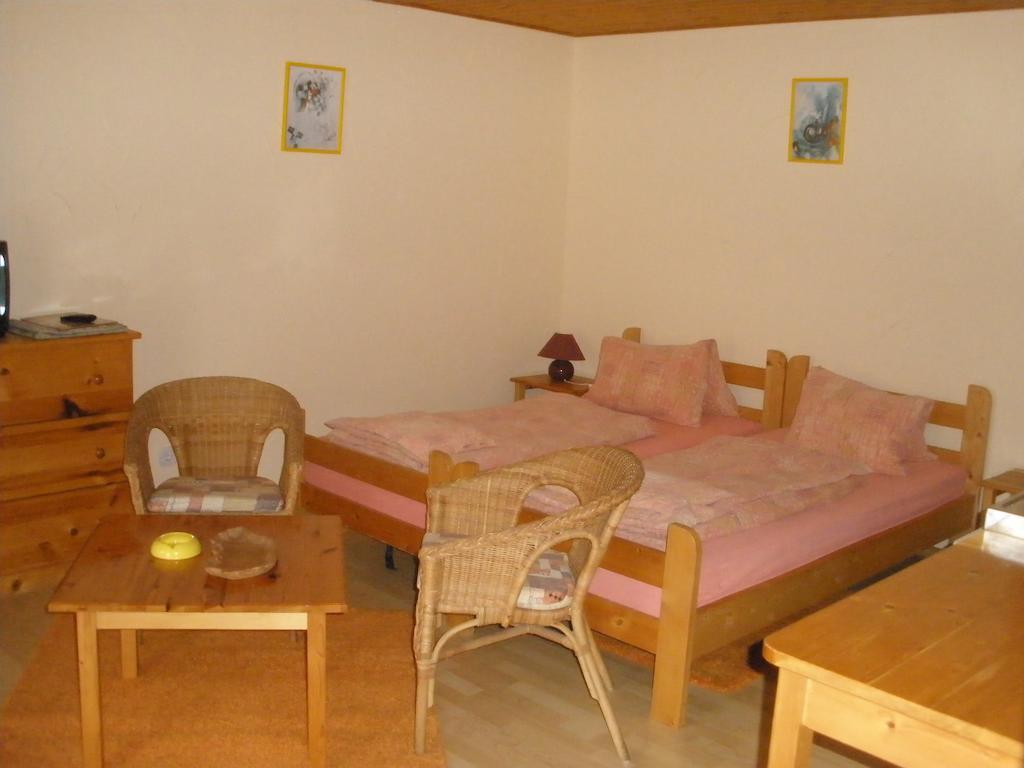 Emilia Apartmanhaz Хевиз Номер фото
